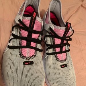 Nike Flex Contact 3 women’s